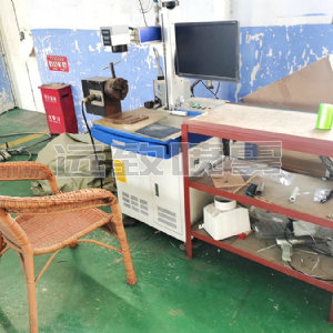 廠區(qū)車(chē)間