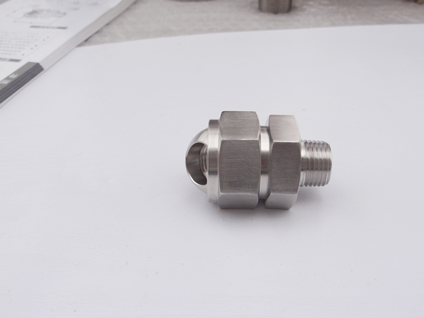 可調(diào)求接頭